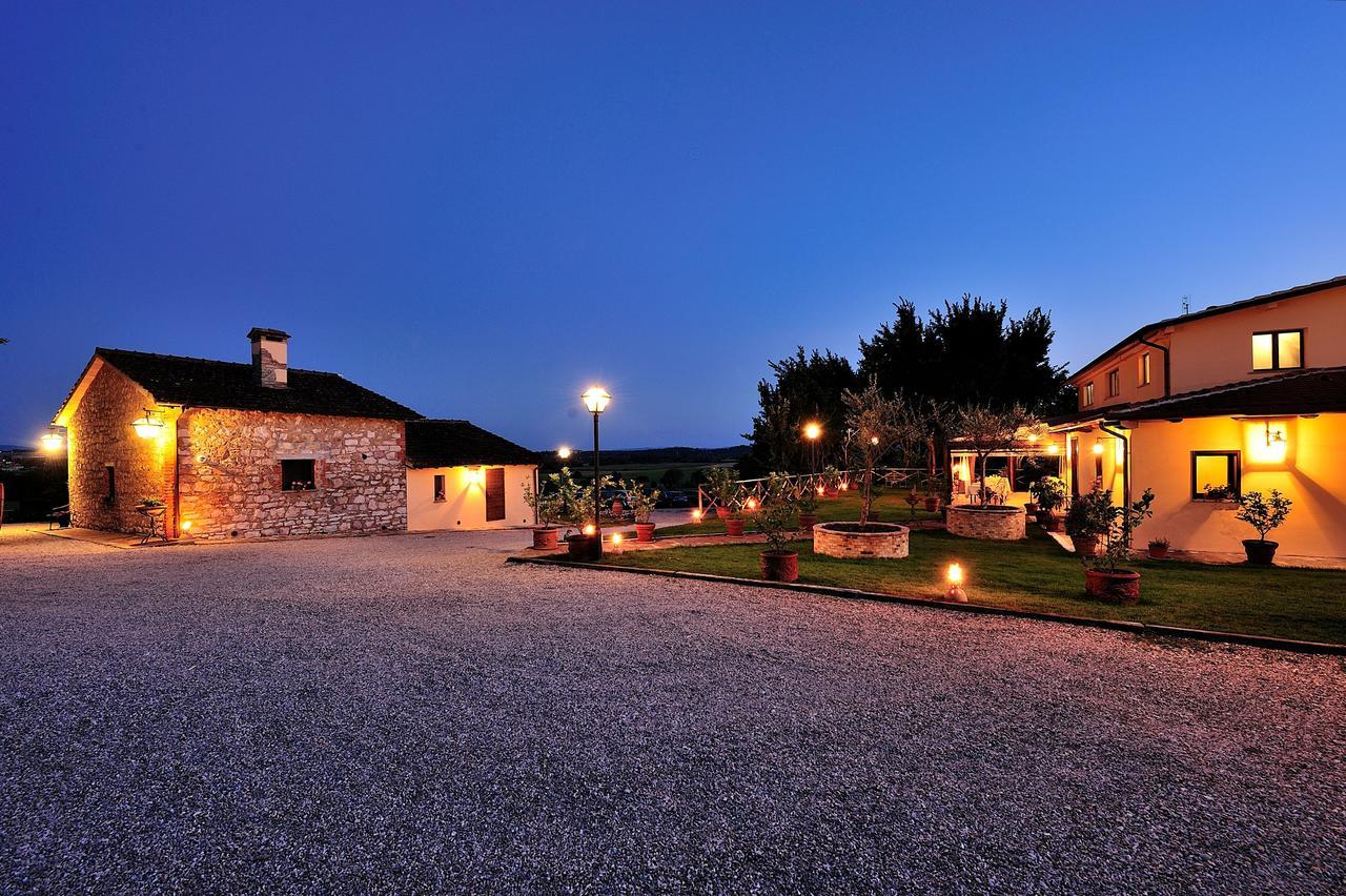 Borgo Mandoleto - Country Resort & Spa Solomeo Экстерьер фото